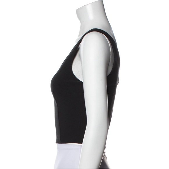 Nicholas Crop Top - Picture 2 of 3